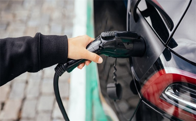 ⚡ Elektrikli Araçlar Kiralama Sektörünü Nasıl Etkiliyor?